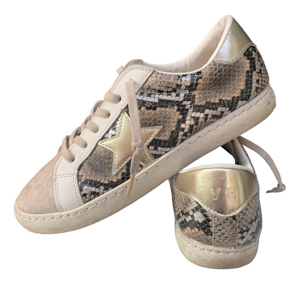 Vintage Havana Betsey Browze Snake print leather star sneaker Sz7.5